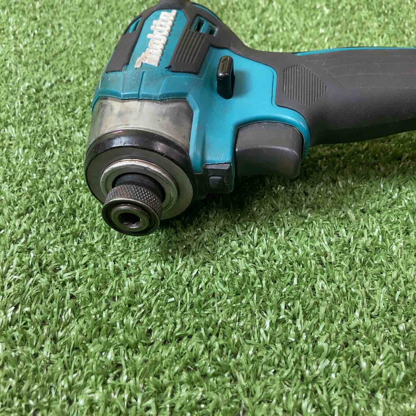 ☆マキタ(makita) コードレスインパクトドライバー TD173DZ【川崎店