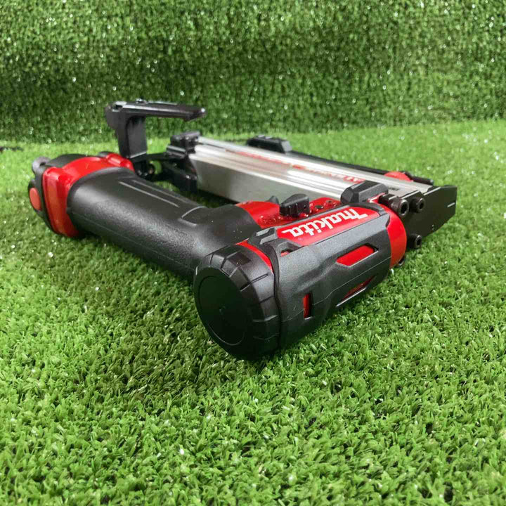 ★マキタ(makita) 高圧エアタッカ AT1025HE【川崎店】