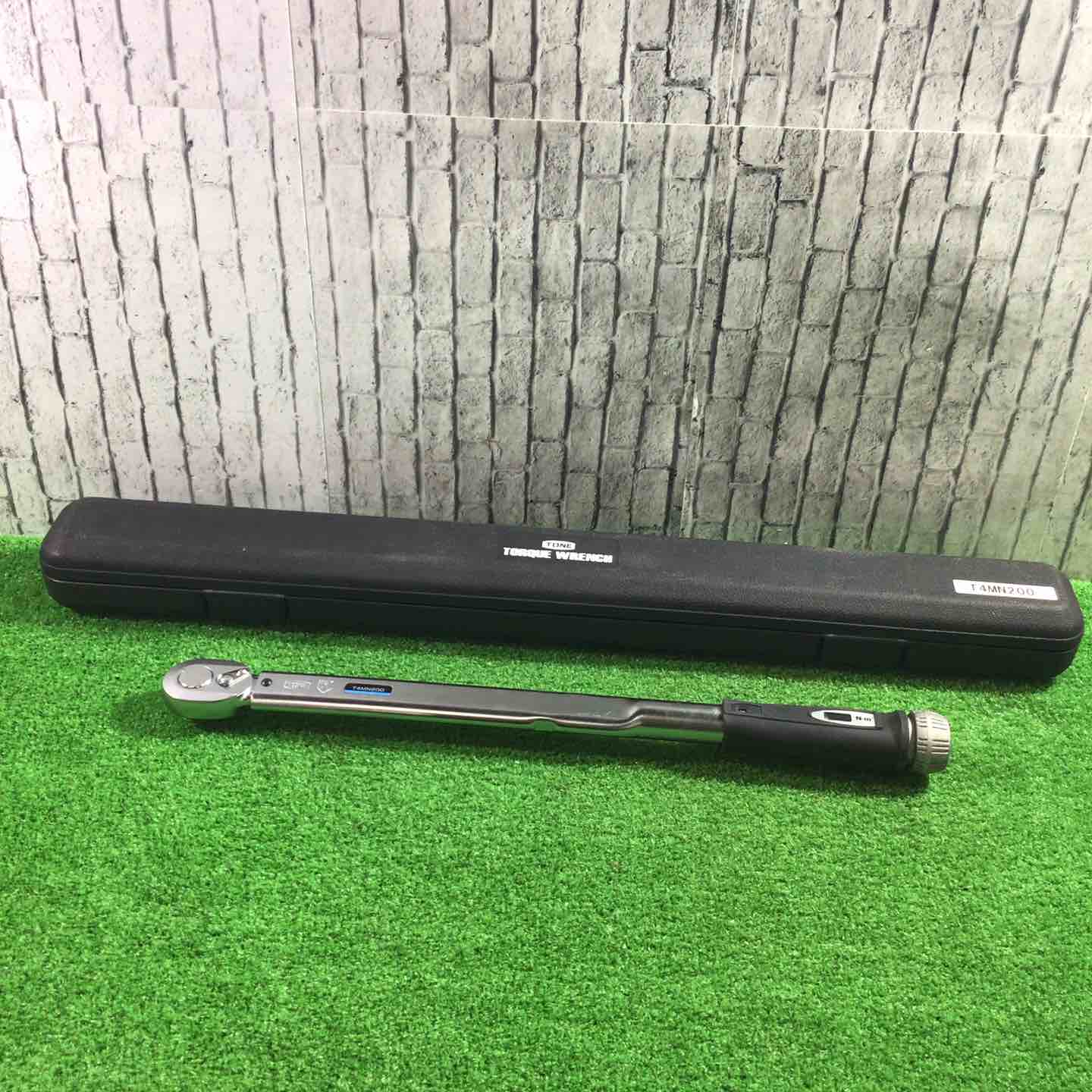 ◇トネ(TONE) プレセット型トルクレンチ T4MN200【川口店】 ◇トネ(TONE) プレセット型トルクレンチ T4MN200【川口店】 – アクト
