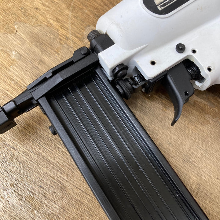 【中古美品】〇SK11 エア仕上釘打機 釘足長 12~35mm F35L SA-F35L-X1【柏店】