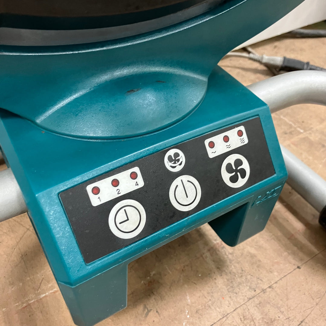 ☆マキタ(makita) コードレス産業扇 CF300DZ ACアダプタ無し 首振り 風量調節【草加店】