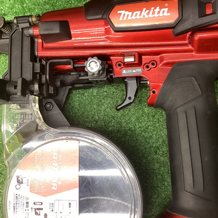 ★マキタ(makita) 高圧エアネジ打ち機 AR411HR【川越店】