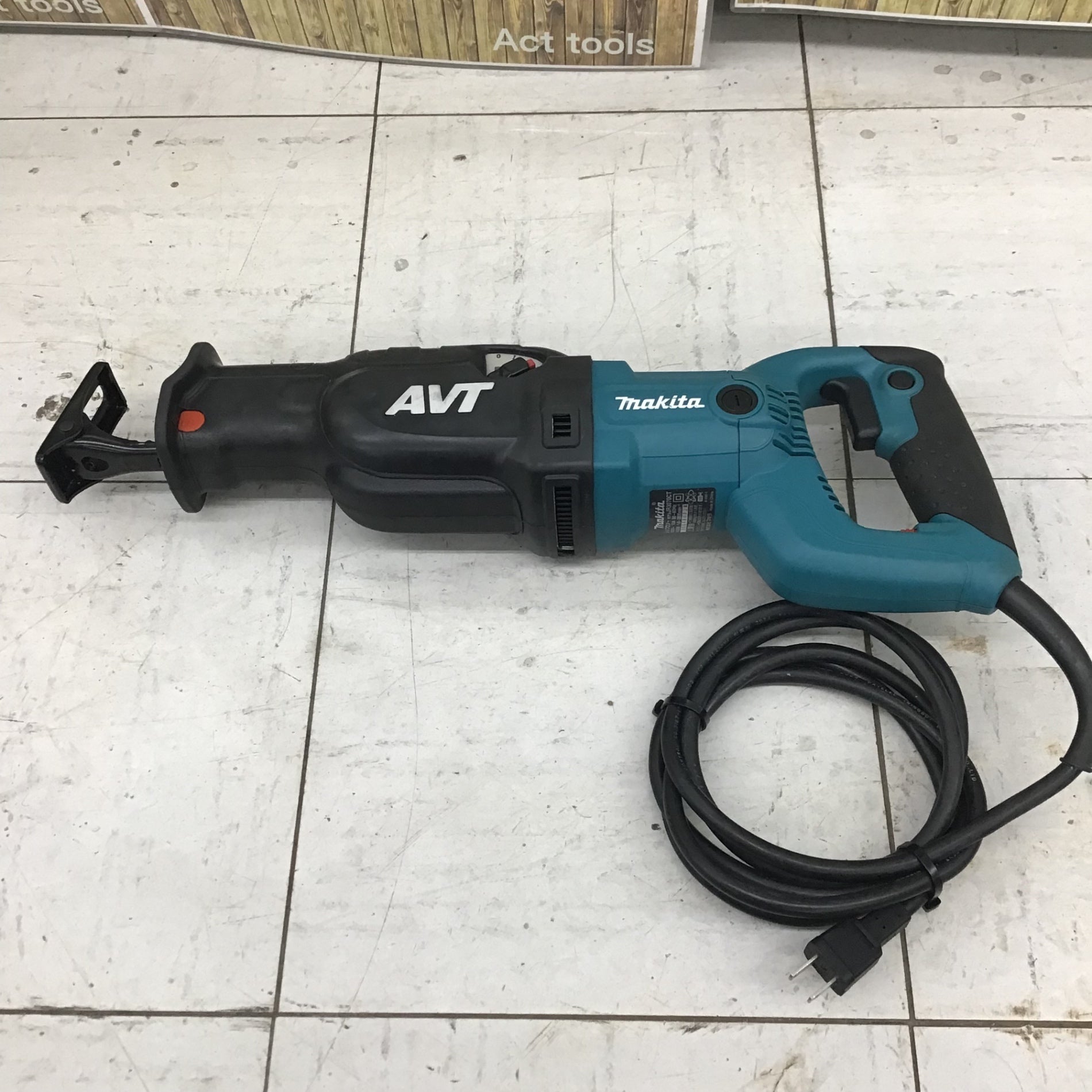 ✨マキタ レシプロソー JR3070CT 刃多数有✨うるま市田場✨