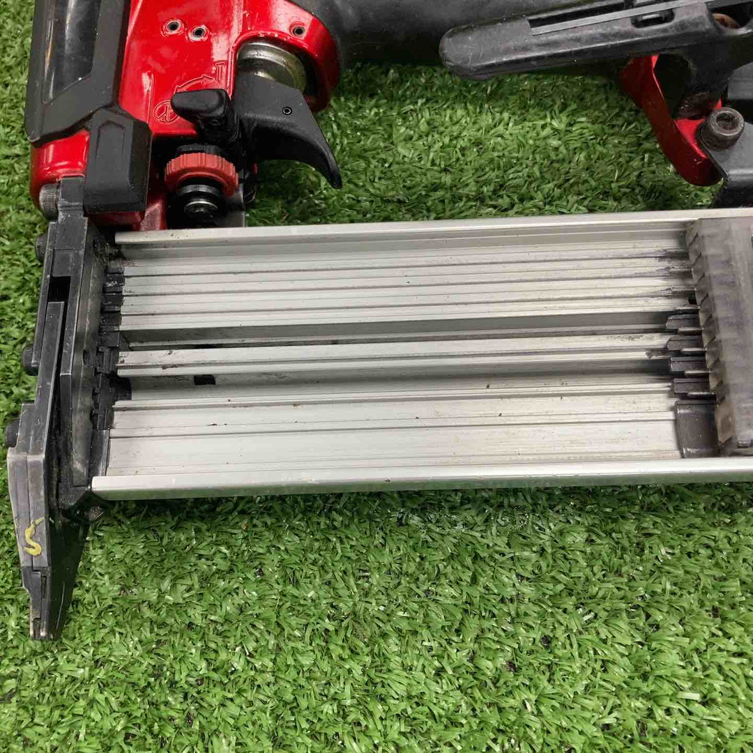 ★マキタ(makita) 高圧フィニッシュネイラ AF552H【川崎店】