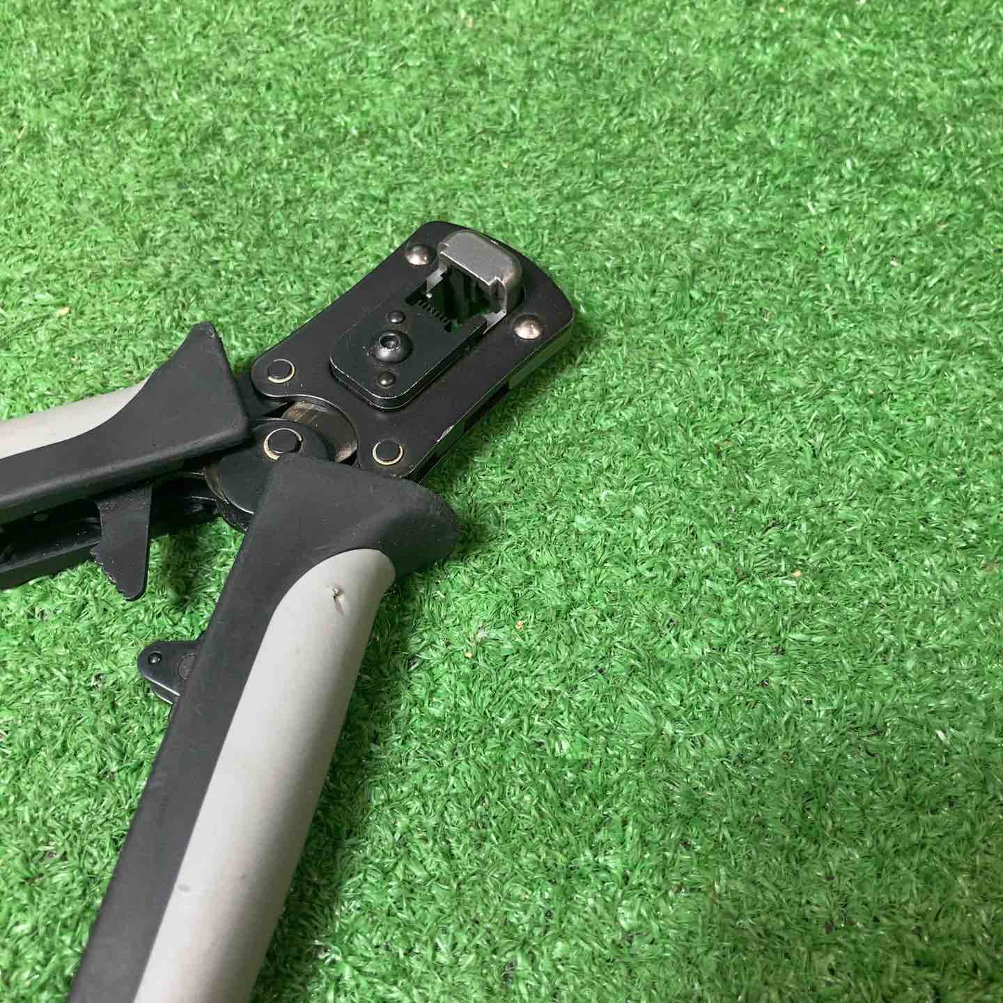 中古品】パンドウイット モジュラープラグ圧着工具 MPT5-8AS【岩槻店