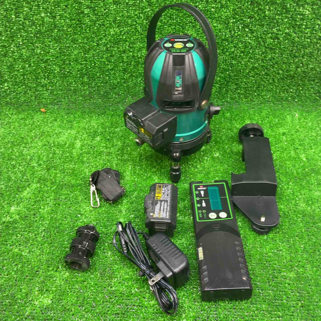 VOICE レーザー墨出し器 グリーンレーザー VLG-8X【藤沢店】