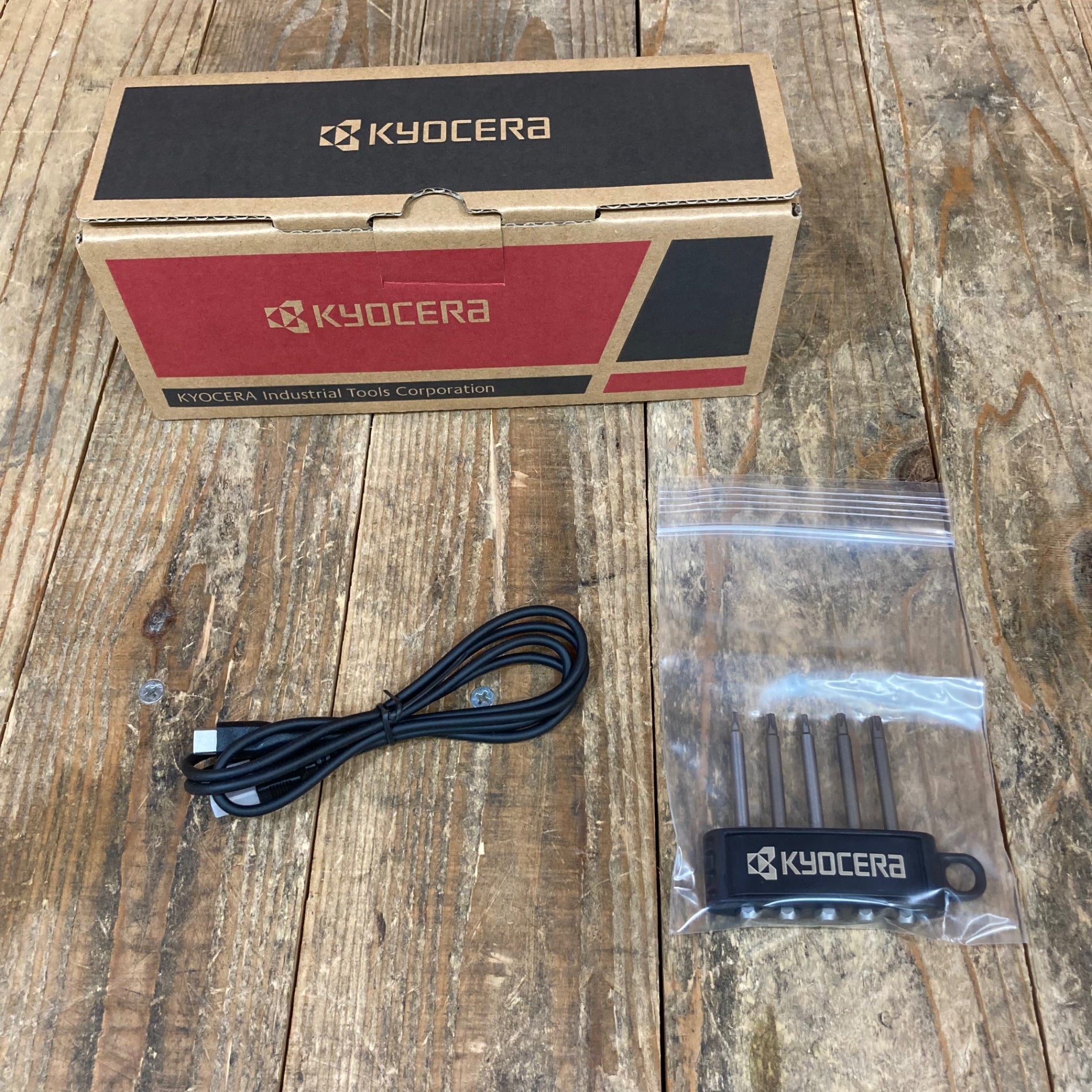 〇京セラ(KYOCERA) 充電式インサート交換ドライバー DTD500 〇京セラ(KYOCERA) 充電式インサート交換ドライバー DTD500