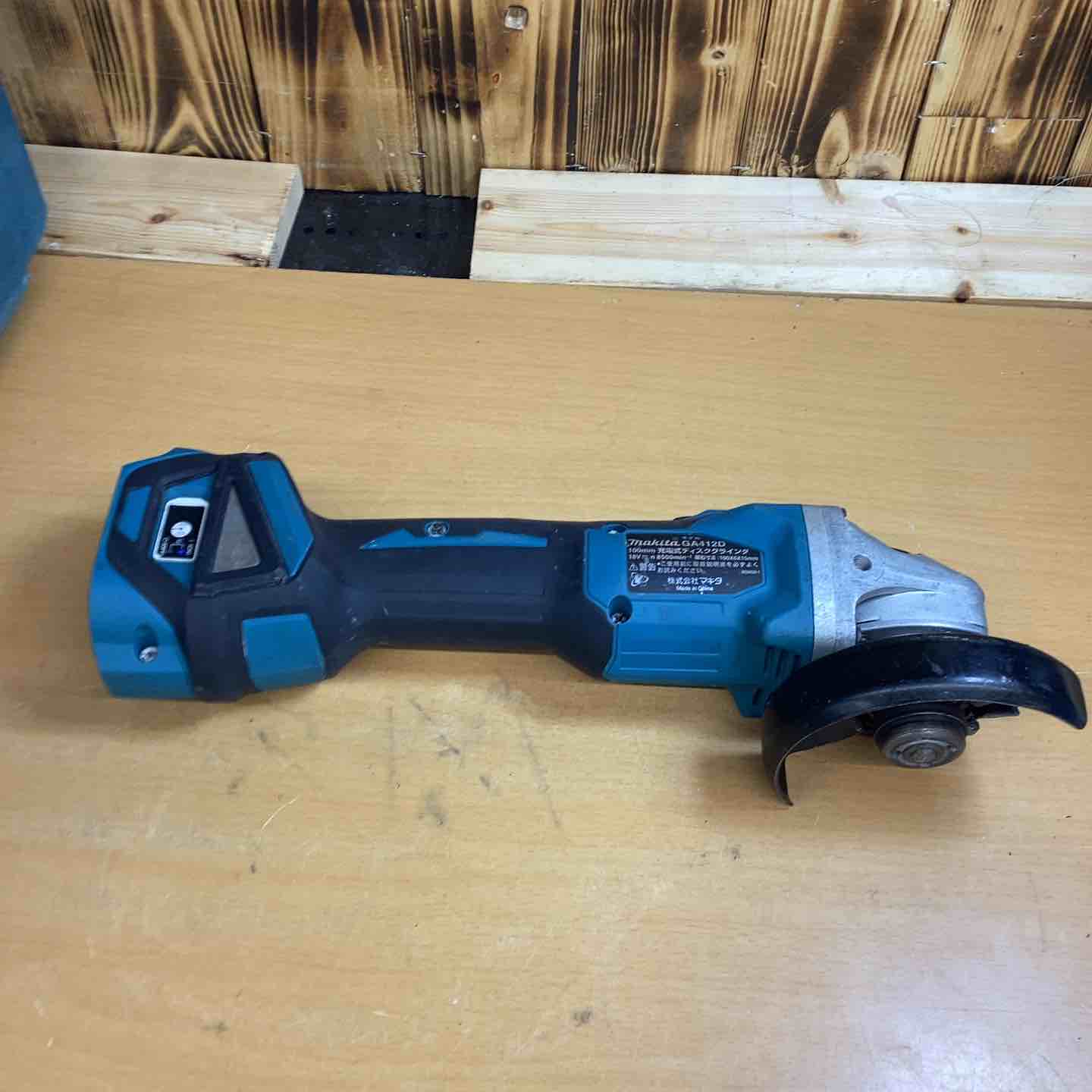 ★マキタ(makita) 100mmコードレスディスクグラインダ GA412DRGX【越谷店】 ☆マキタ(makita) 100mmコードレスディスクグラインダ GA412DRGX【越谷