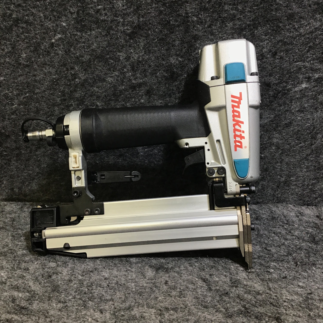 【中古品】マキタ(makita) 常圧フィニッシュネイラ AF502N【桶川店】