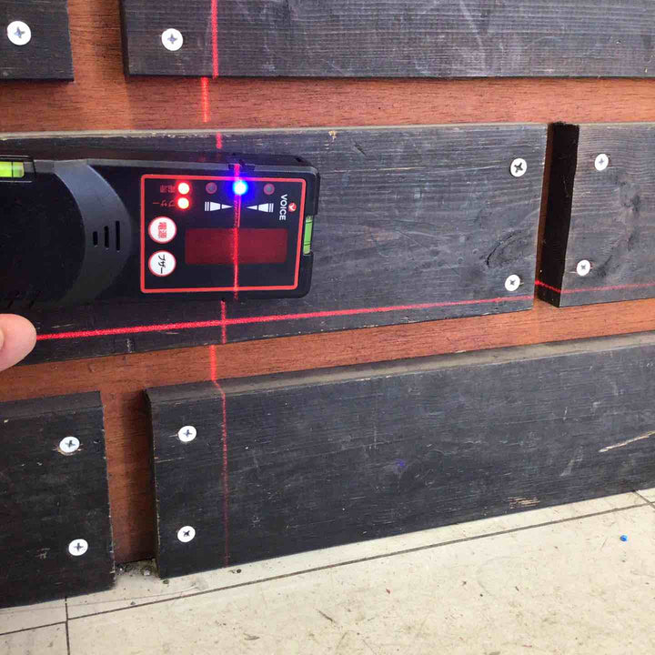 【現状品】 VOICE 5ラインレーザー墨出し器 VLR-5X 矩十字・横 【鴻巣店】