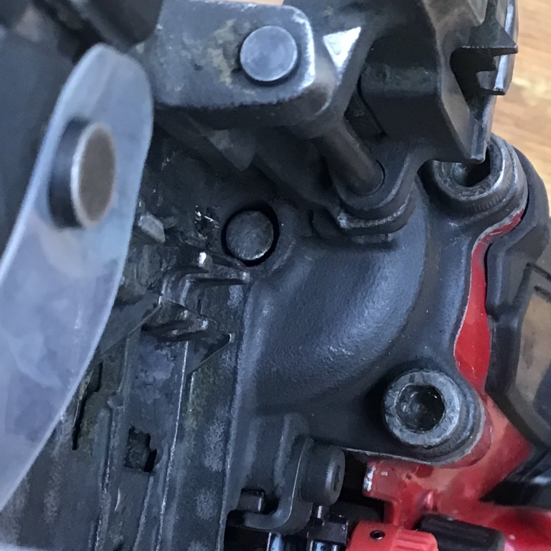 マキタ makita AN635H 高圧エア釘打ち機 65mm【市川行徳店】【店頭取引限定】【未使用】管理番号：ITGH413QTNJO ☆マキタ(makita) 高圧エア釘打ち機 AN635H【柏店】 – アクトツール