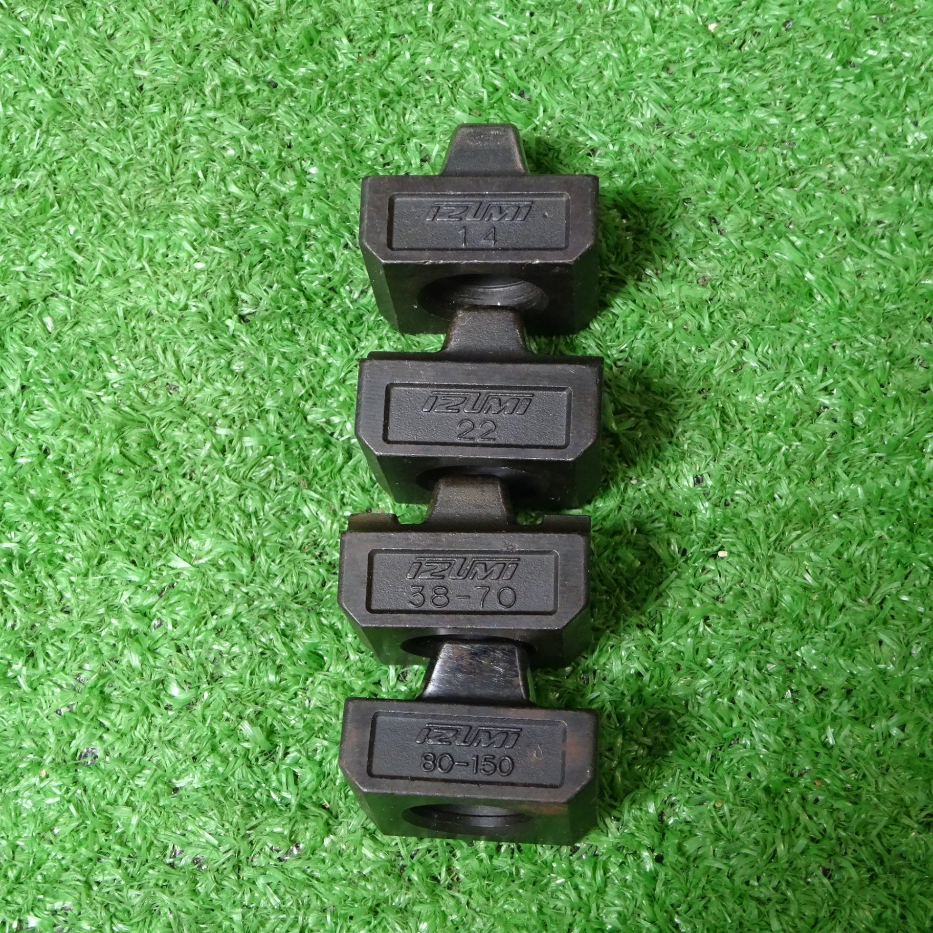 マキタ 14.4V仕様 泉精器 コードレス圧着工具 izumi REC-150 【公式通販】 マキタ 14.4V仕様 泉精器 コードレス圧着工具 izumi REC-150 【公式通販】