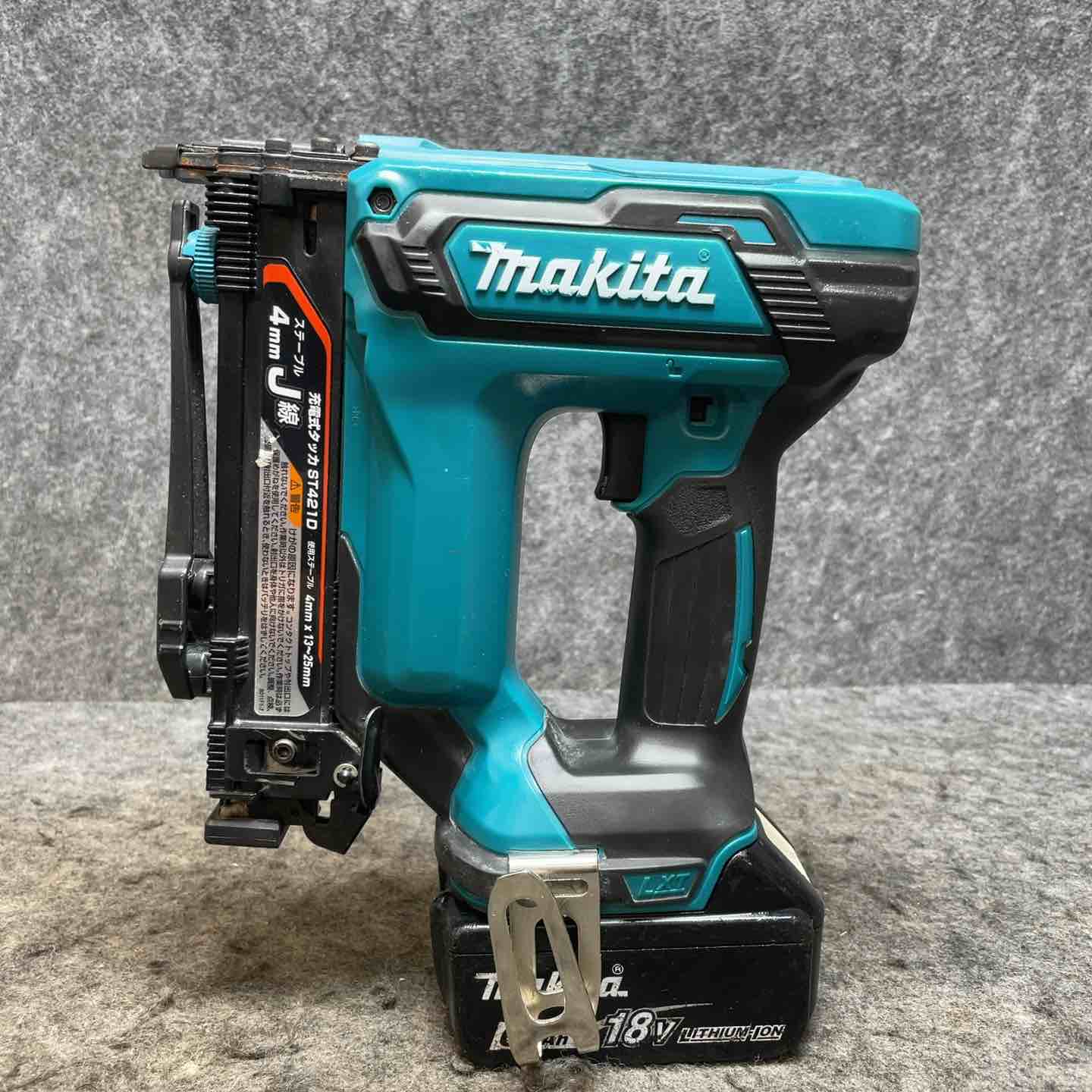 マキタ AF351 常圧ピンタッカ【野田愛宕店】【店頭取引限定】【中古】管理番号：ITEHU0FUB17C マキタ AF351 常圧ピンタッカ【野田愛宕店】【店頭取引限定】【】管理