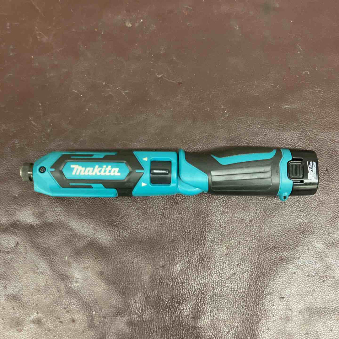 【中古品】 マキタ(makita) コードレスペンインパクトドライバー TD022DSHX 【東大和店】