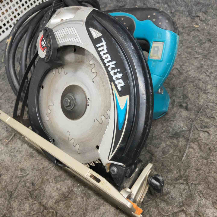【現状品】◇マキタ(makita) 165mm電子マルノコ 5638CBA【鴻巣店】