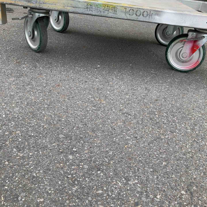 【店頭受取り限定】◇メーカー不明 台車 4輪 積載荷重1000kg【八潮店】