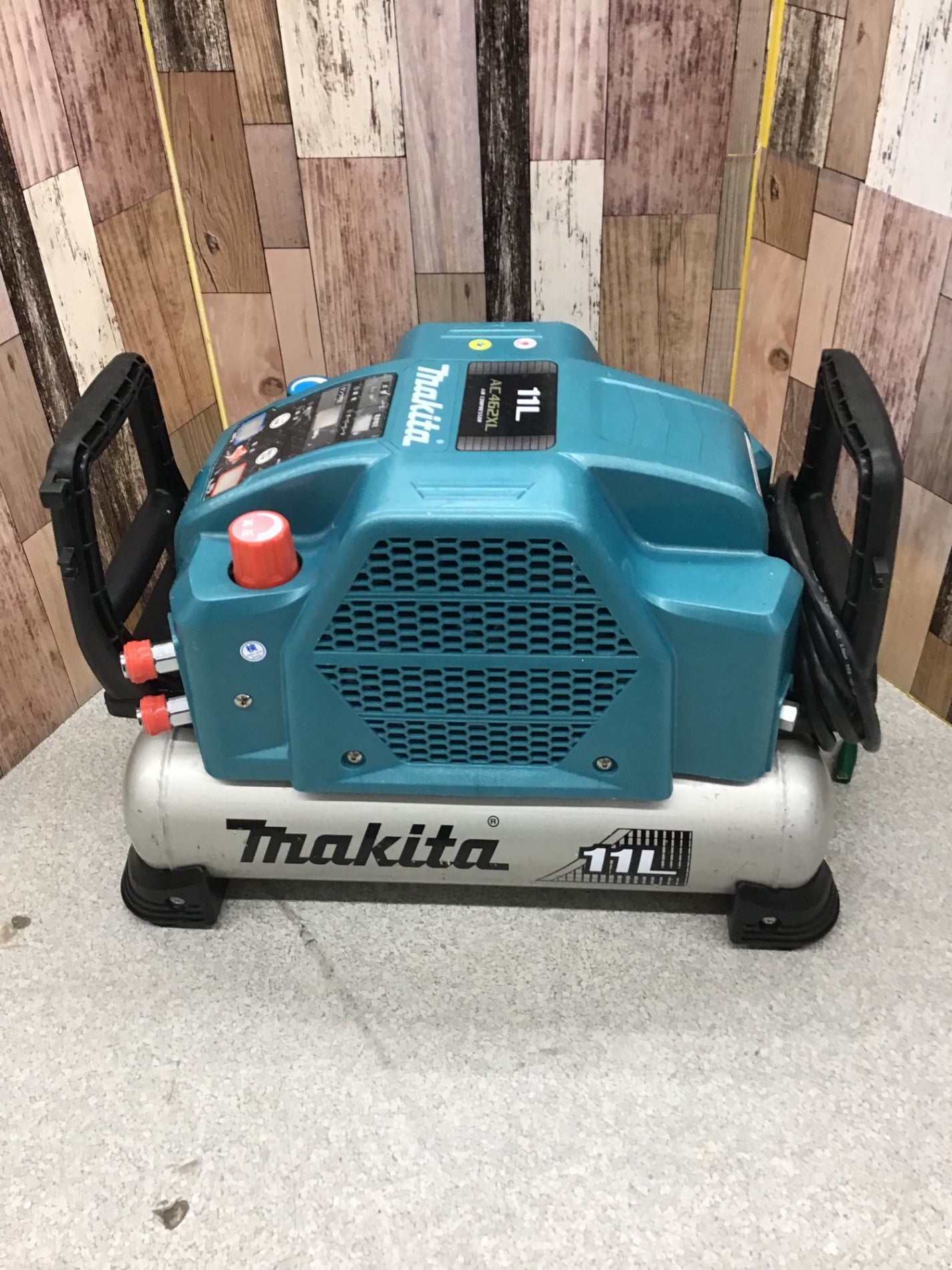 ★マキタ(makita) 常圧/高圧エアコンプレッサー AC462XL【八潮店】