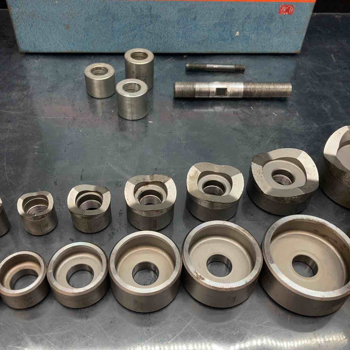 ◇泉精器(IZUMI) 分離型油圧式パンチャ SH-10-1(ポンプHP-180N付)【川越店】