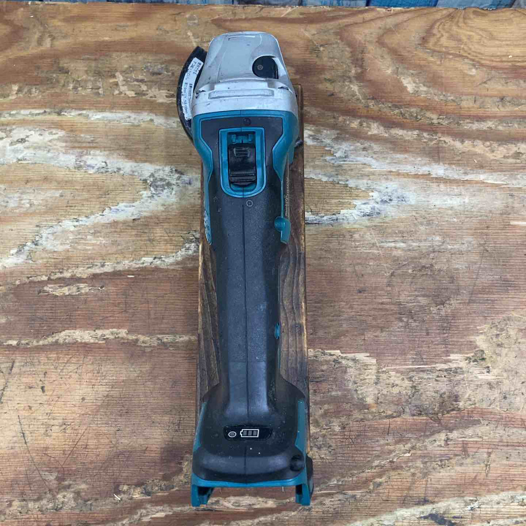 ☆マキタ(makita) 100mmコードレスディスクグラインダ GA404DZN (GA404DN)【柏店】