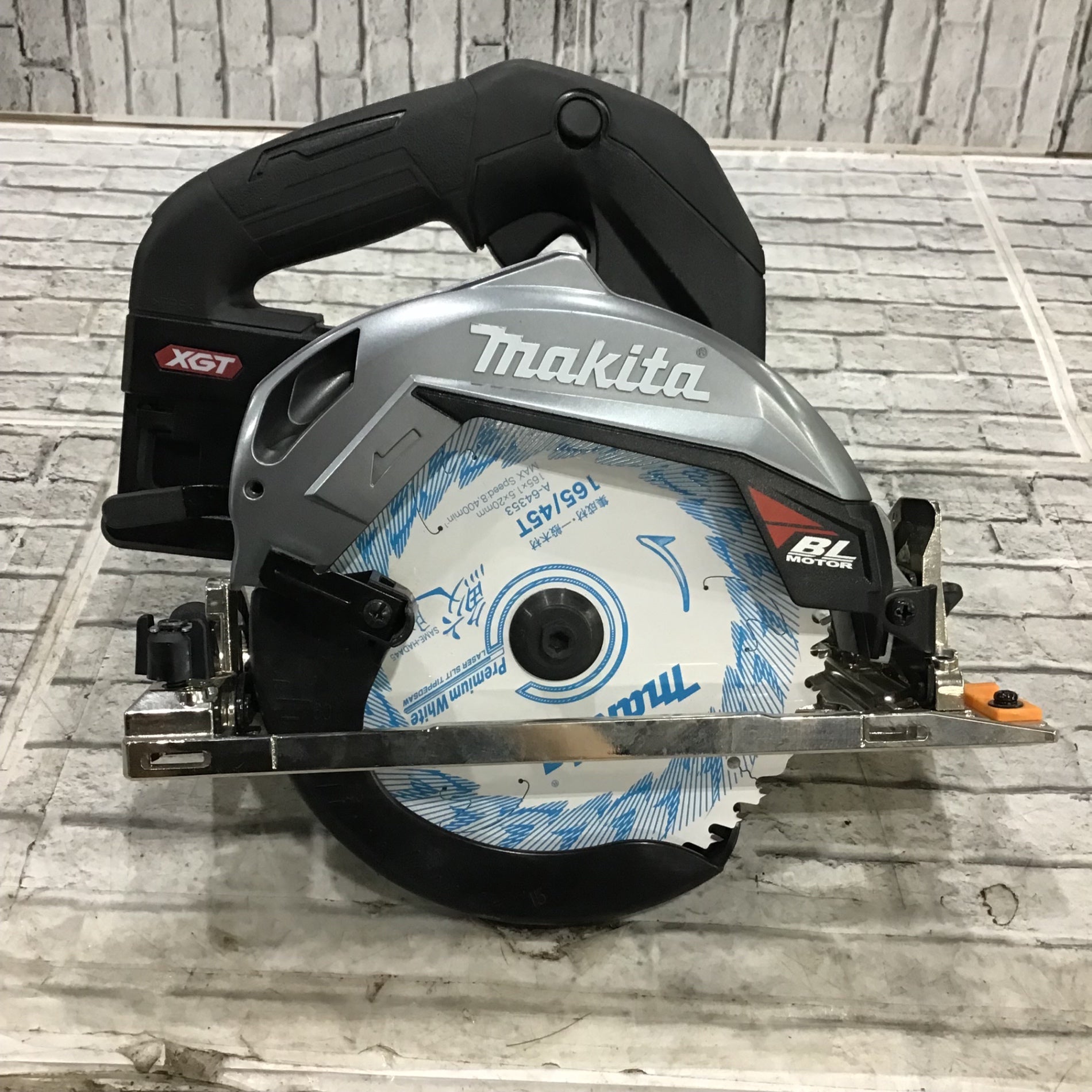 ☆マキタ(makita) コードレス丸のこ HS001GZB【川口店