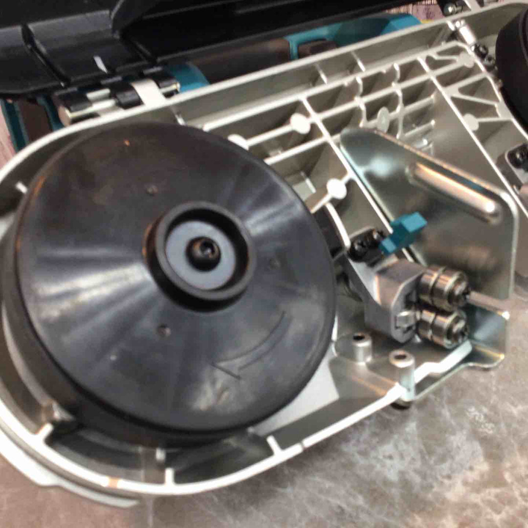 【中古品 美品】★マキタ makita 18V コードレスポータブルバンドソー PB183DZ 本体のみ【八潮店】