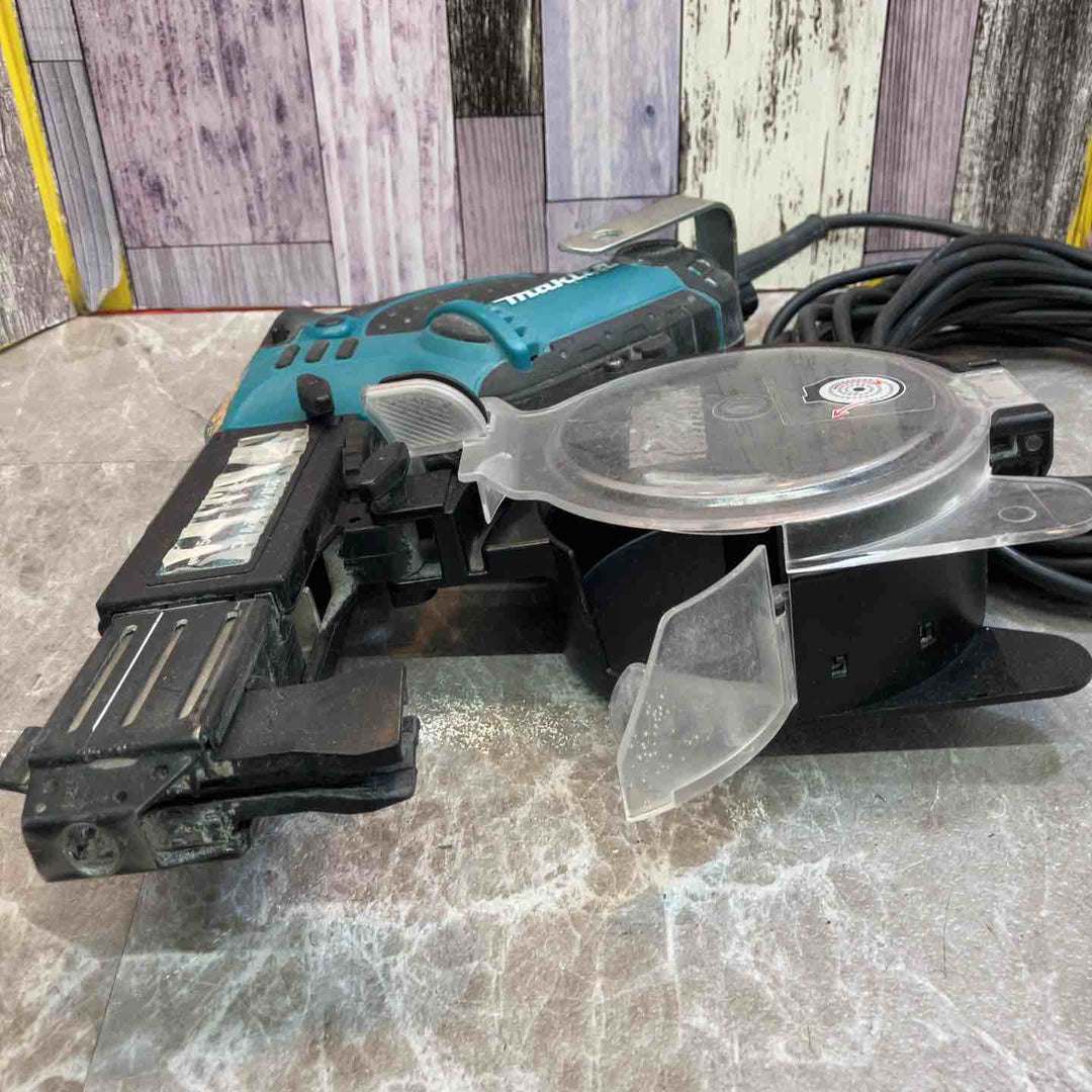 ☆マキタ(makita) オートパックスクリュードライバー 6841R【八潮店】