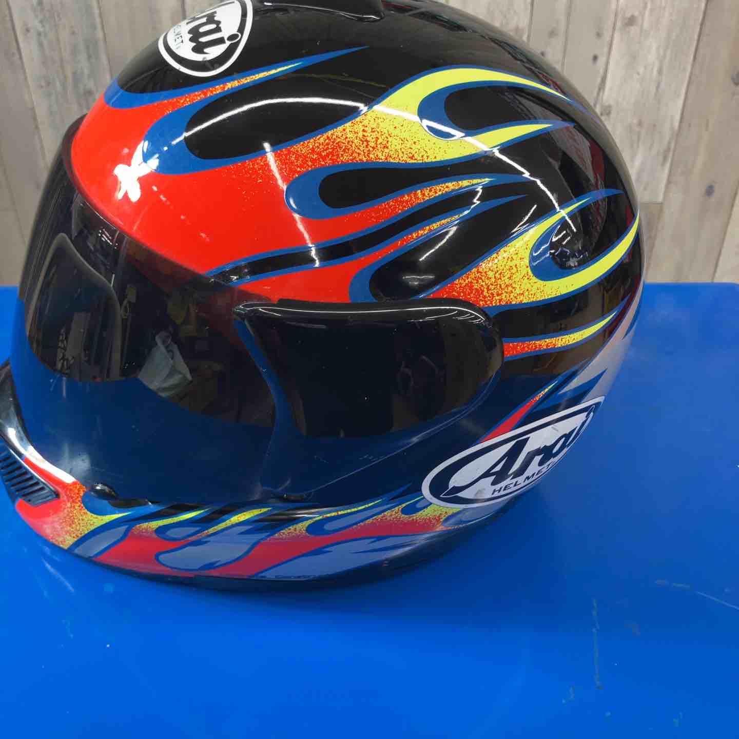 中古品】 Arai/アライ (ヘルメット) 59.60cm ファイヤーカラー 【東大