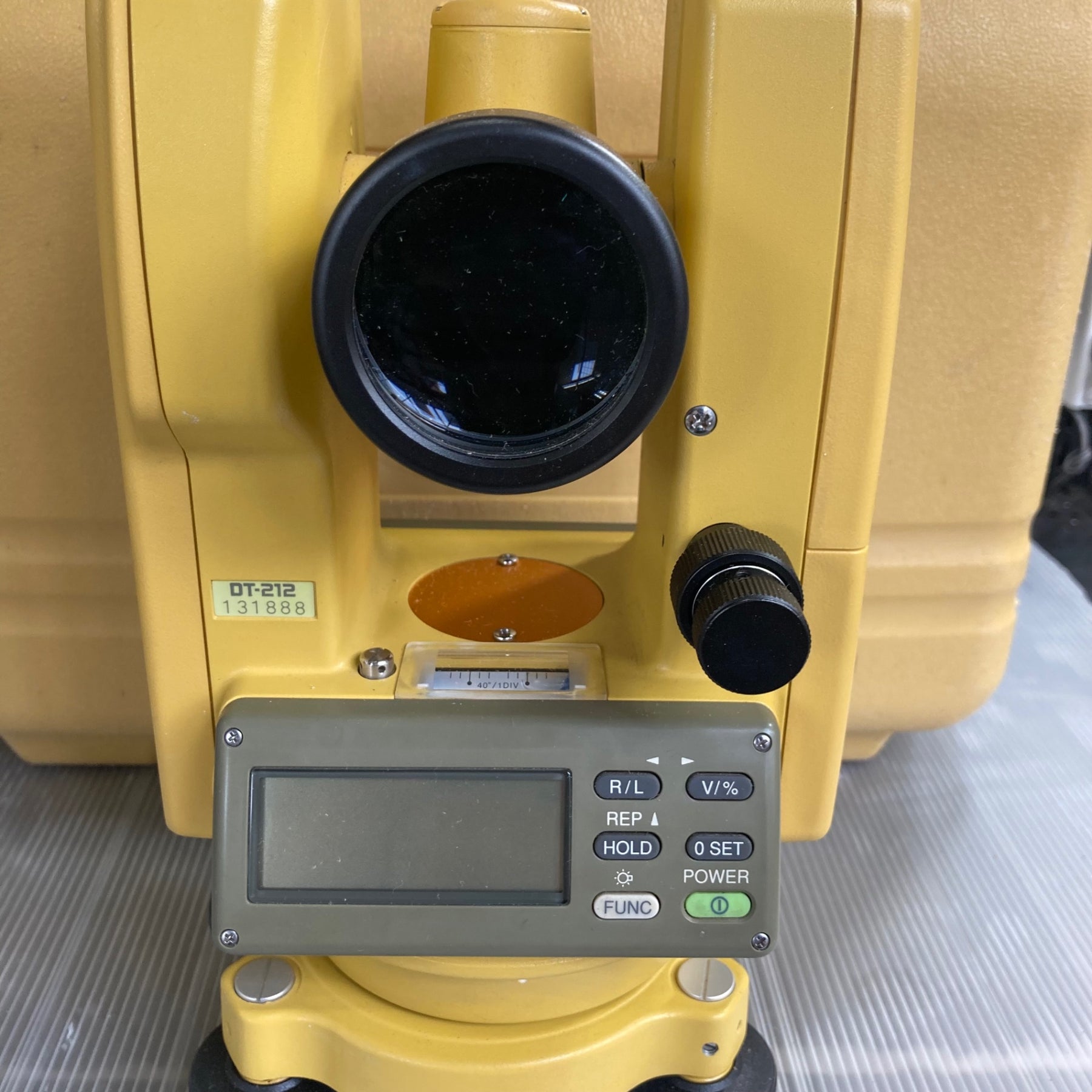 〇トプコン(TOPCON) トランシット DT-200【草加店】 – アクトツールオンラインショップ