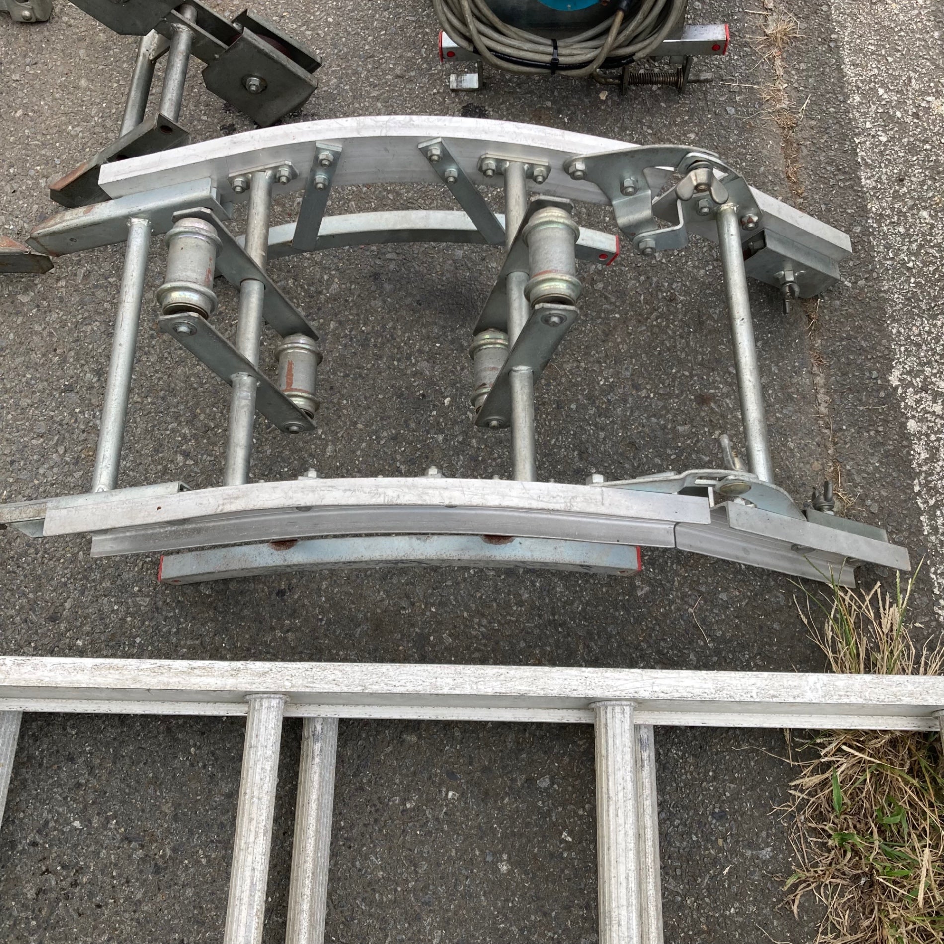 エコツール知立店】ユニパー /パワーコメット 屋根材荷揚げ機 UP-115