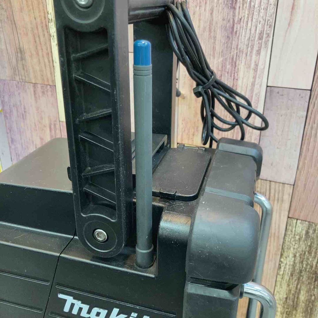 ☆マキタ(makita) コードレスラジオ MR103B【八潮店】