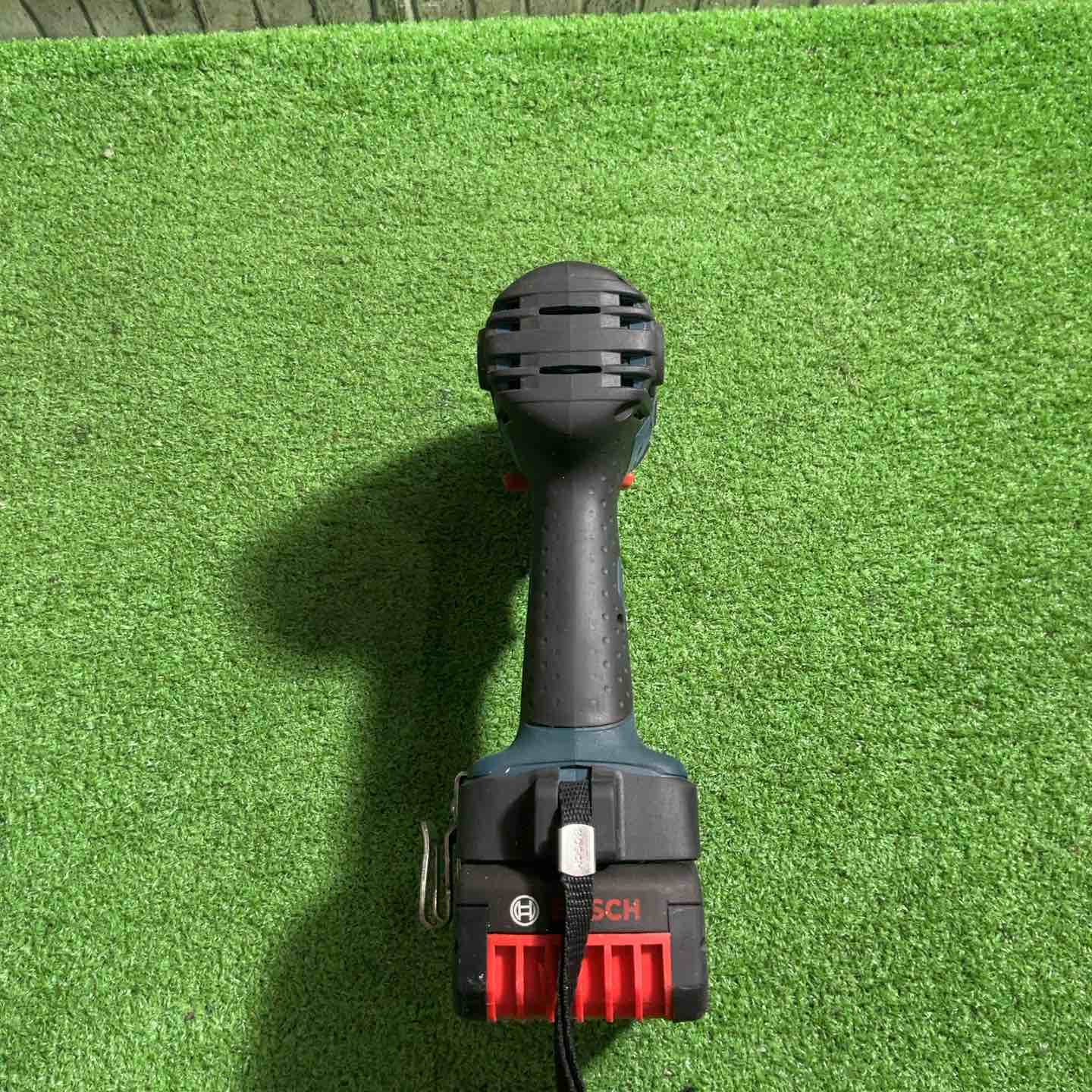 ◇BOSCH(ボッシュ) 18Vバッテリー インパクトドライバー GDR18V-LIS