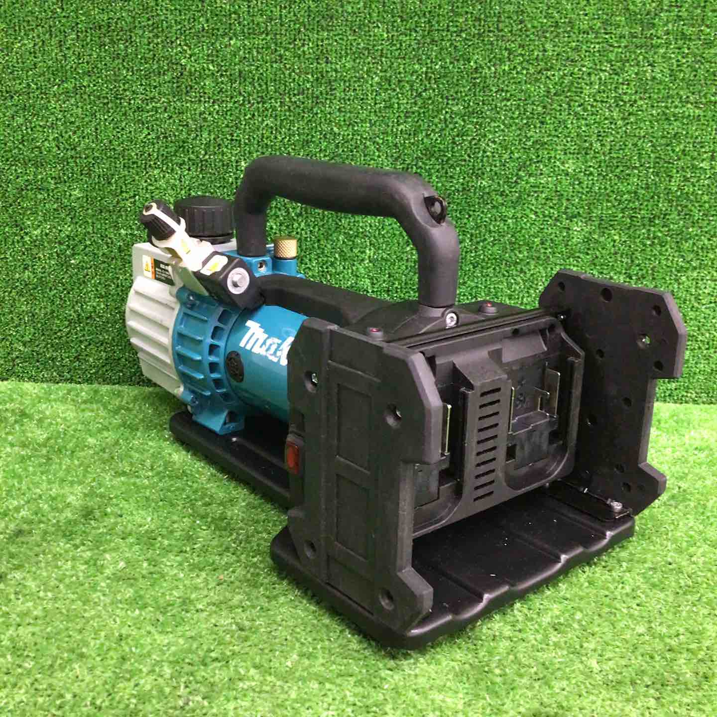 中古品】 マキタ/makita コードレス真空ポンプ VP181DZ 【鴻巣店
