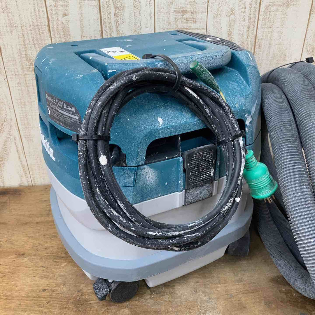 ★マキタ(makita) 集じん機 乾式 VC0830 落とせない汚れあり【柏店】