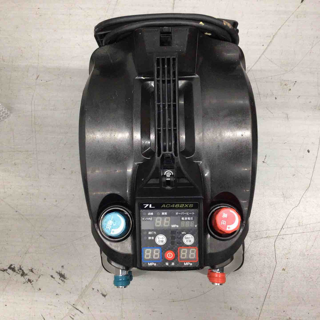★マキタ(makita) エアコンプレッサー AC462XS エア充填時間：約4分30秒、ビス2本欠品【戸田店】