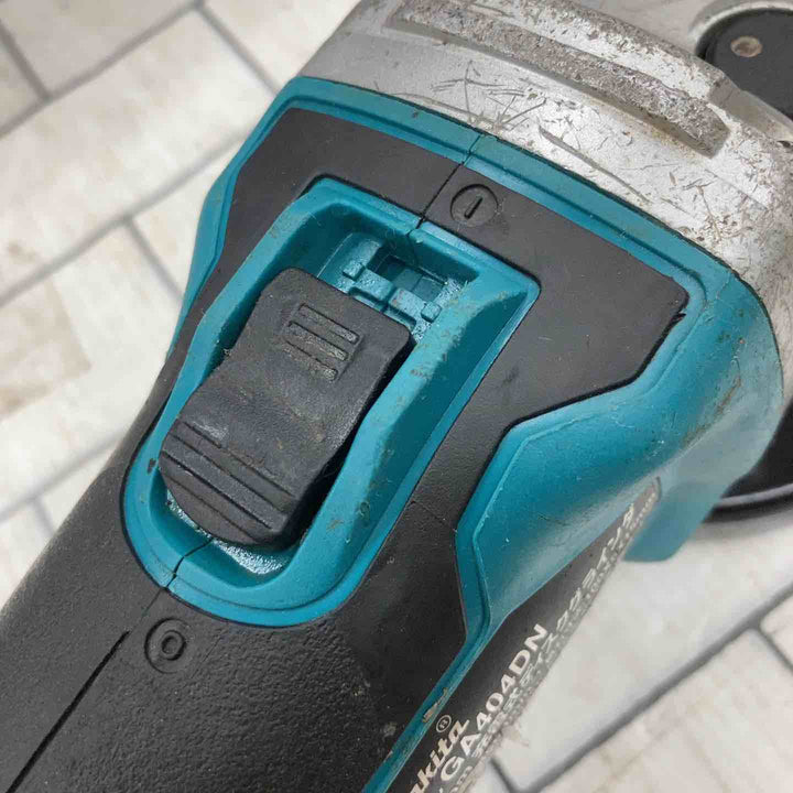 ☆マキタ(makita) 100mmコードレスディスクグラインダ GA404DZN (GA404DN)【所沢店】