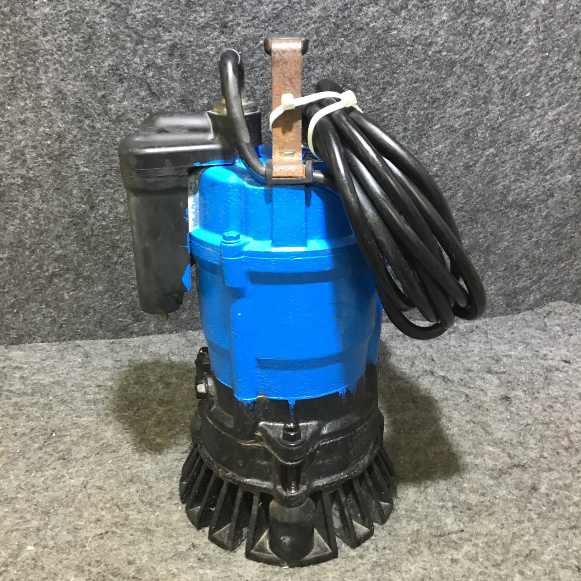 中古】 ツルミ HSE2.4S 水中ポンプ 【ハンズクラフト宮崎新名爪店】