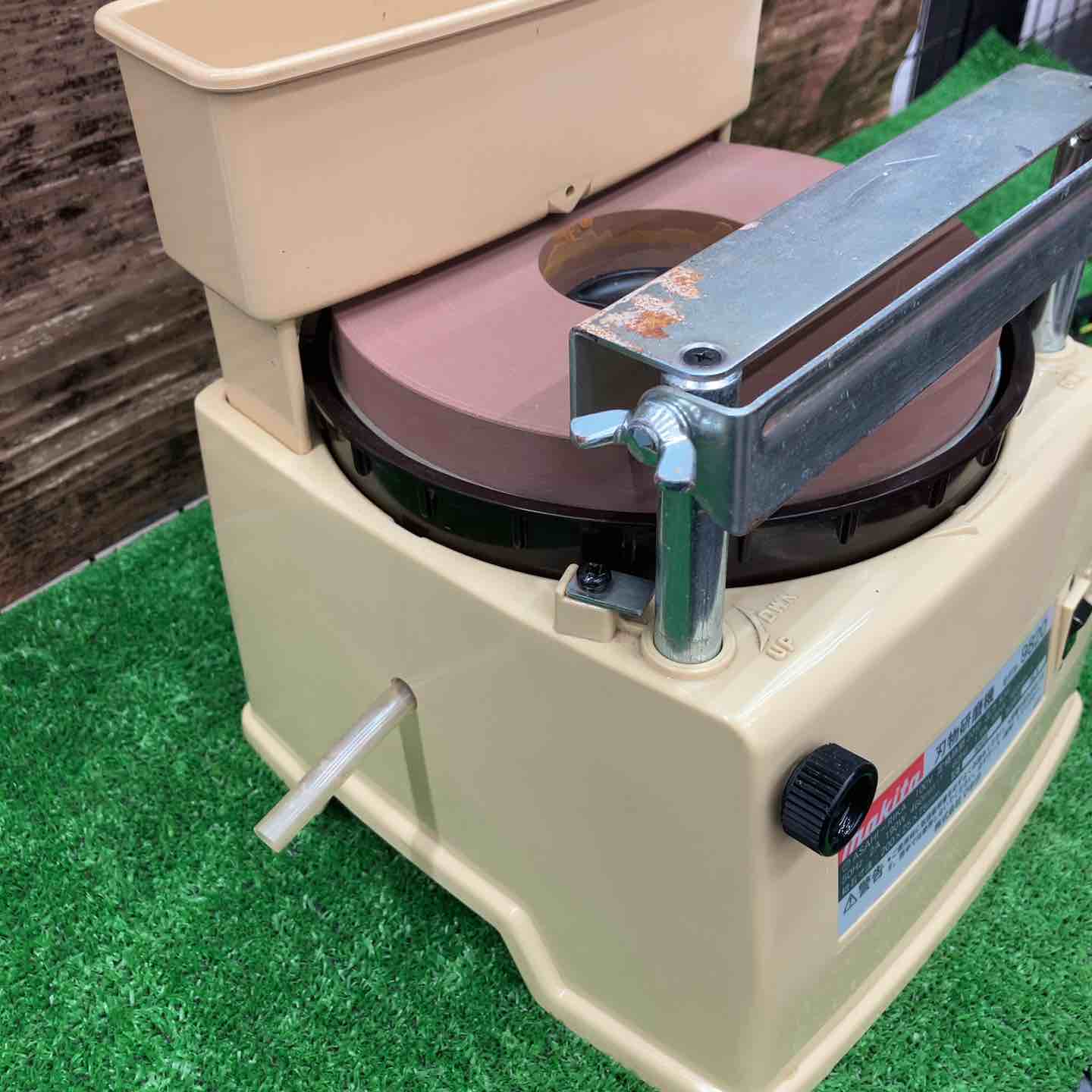 ◇マキタ(makita) 刃物研磨機 9820【川越店】 – アクトツール