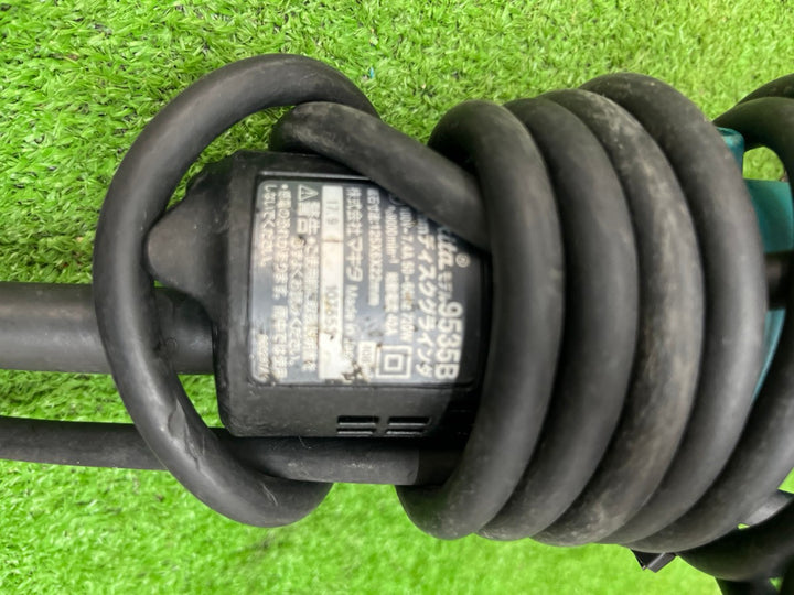 マキタ(makita) 125mm ディスクグラインダ 9535B 回転数	9,000min-1[回転/分]【川越店】