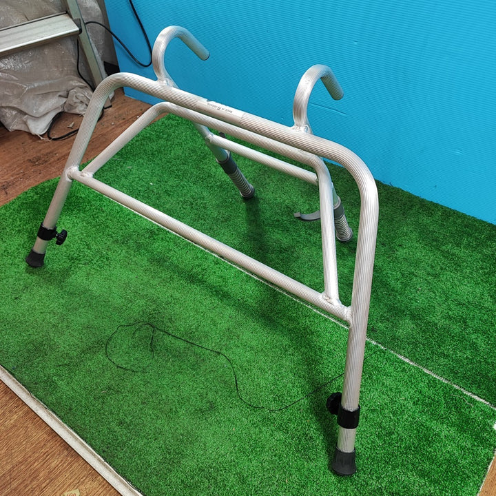 【美品】ミツル ハシゴ用アタッチメント【岩槻店】