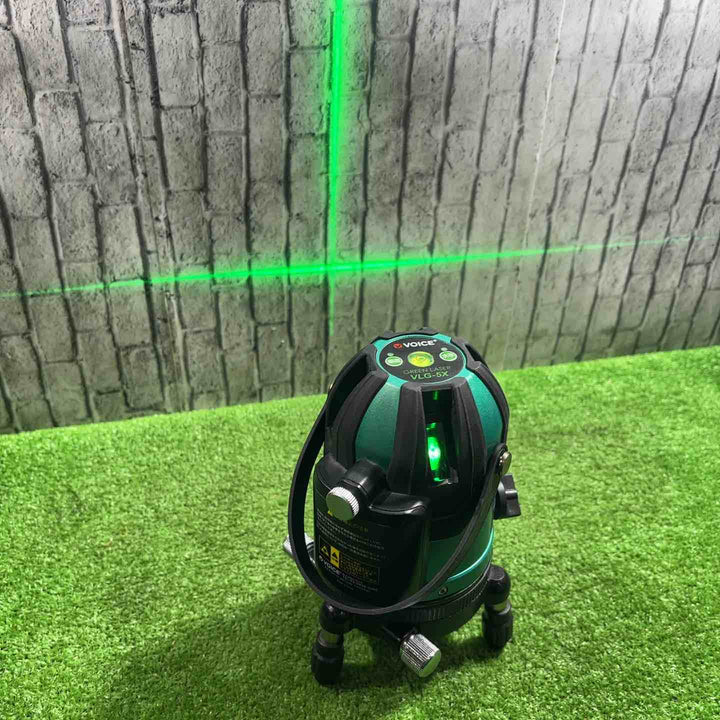 ◇VOICE レーザー墨出し器 5ライングリーンレーザー 矩十字・横 VLG-5X【川口店】