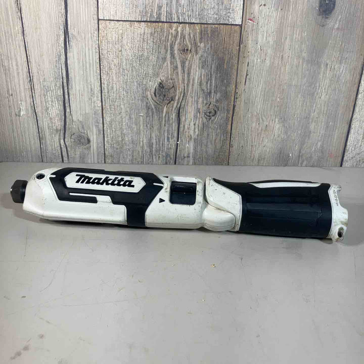 ★マキタ(makita) コードレスペンインパクトドライバー TD022DSHXW【戸田店】