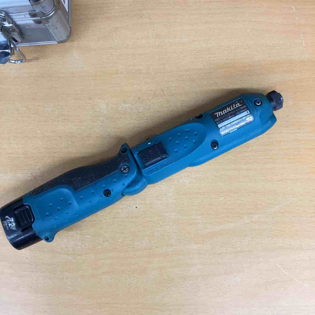 ◇マキタ(makita)コードレスペンインパクトドライバ TD020DS【越谷店】