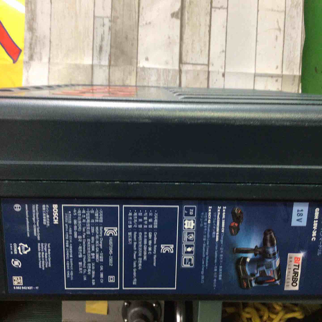 Bosch Professional(ボッシュ) 18V コードレスハンマードリル(バッテリーProCORE18V8.0Ahｘ2個、充電器GAL1880CV、ケース付) GBH18V-36C【町田店】