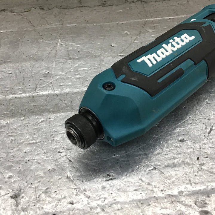 ★マキタ(makita) コードレスペンインパクトドライバー TD022DSHX【所沢店】