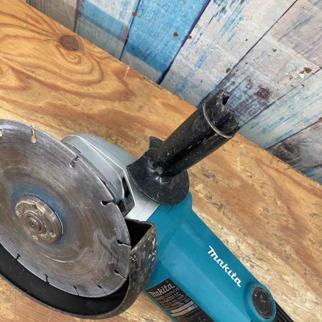 ☆マキタ(makita) 180mm電子ディスクグラインダ GA7011C【柏店】
