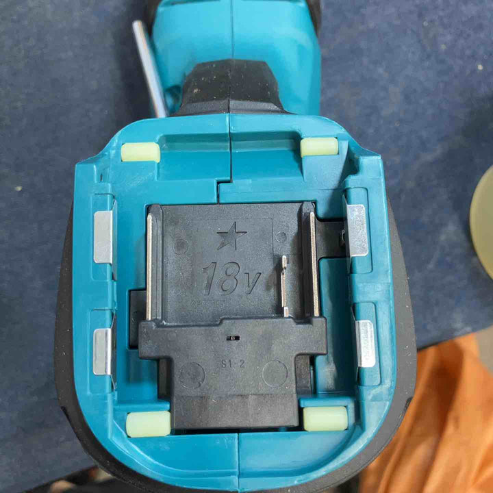 ★マキタ(makita) コードレスレシプロソー JR187DZ【八潮店】