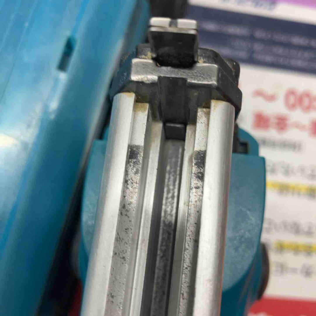 ☆マキタ(makita) コードレスタッカ ST420DZK【戸田店】