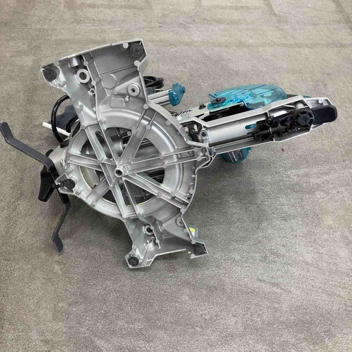 ★マキタ(makita) スライドマルノコ LS0613FL【川崎店】