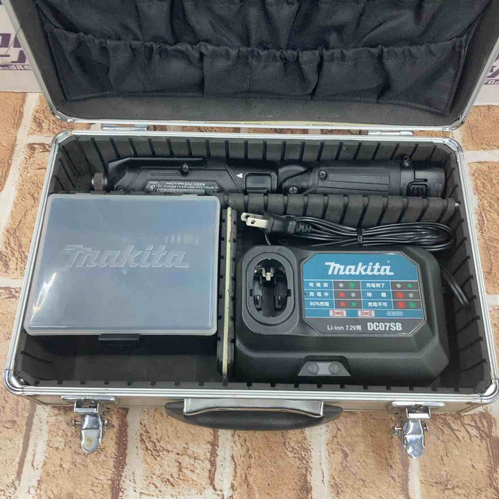 ★マキタ(makita) コードレスペンインパクトドライバー TD022DSHXB【所沢店】