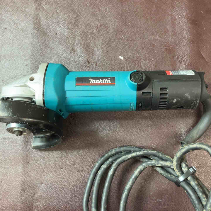 【中古品】 マキタ(makita) 100mmディスクグラインダ 9533BL 100ｖ 電動研磨機 【東大和店】